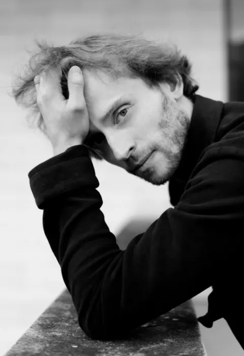 Pirkti bilietus Kintamos prognozės ir Antano Kučinsko premjera. LKO, broliai Bazarai, Karolis Variakojis Vilnius, Lietuvos nacionalinė filharmonija Gruodis 05