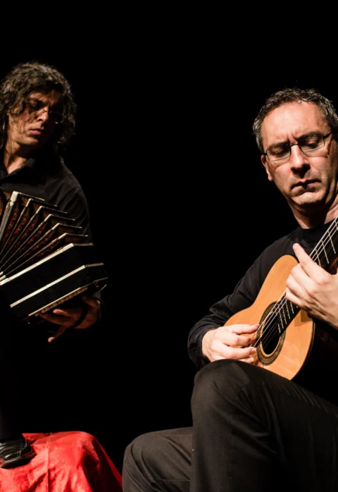 Pirkti bilietus Kalėdos su Čiurlionio kvartetu ir tango duetu Bandini–Chiacchiaretta Vilnius, Lietuvos nacionalinė filharmonija Gruodis 28