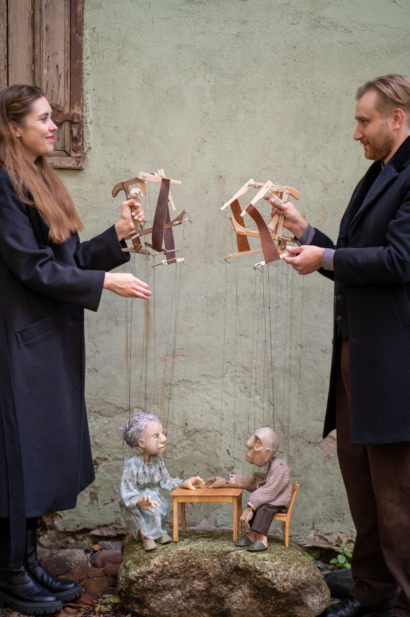 Pirkti bilietus Marionečių spektaklis suaugusiesiems KARVĖ YRA MEILĖ Klaipėda, Klaipėdos lėlių teatras Spalis 01