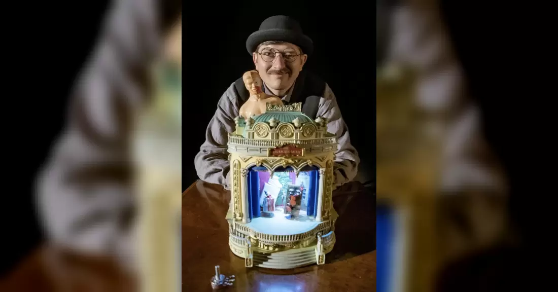 Pirkti bilietus Miniatiūrų spektaklis ISTORIJOS IŠ FLUXUS DĖŽUTĖS Klaipėda, Klaipėdos lėlių teatras Lapkritis 21