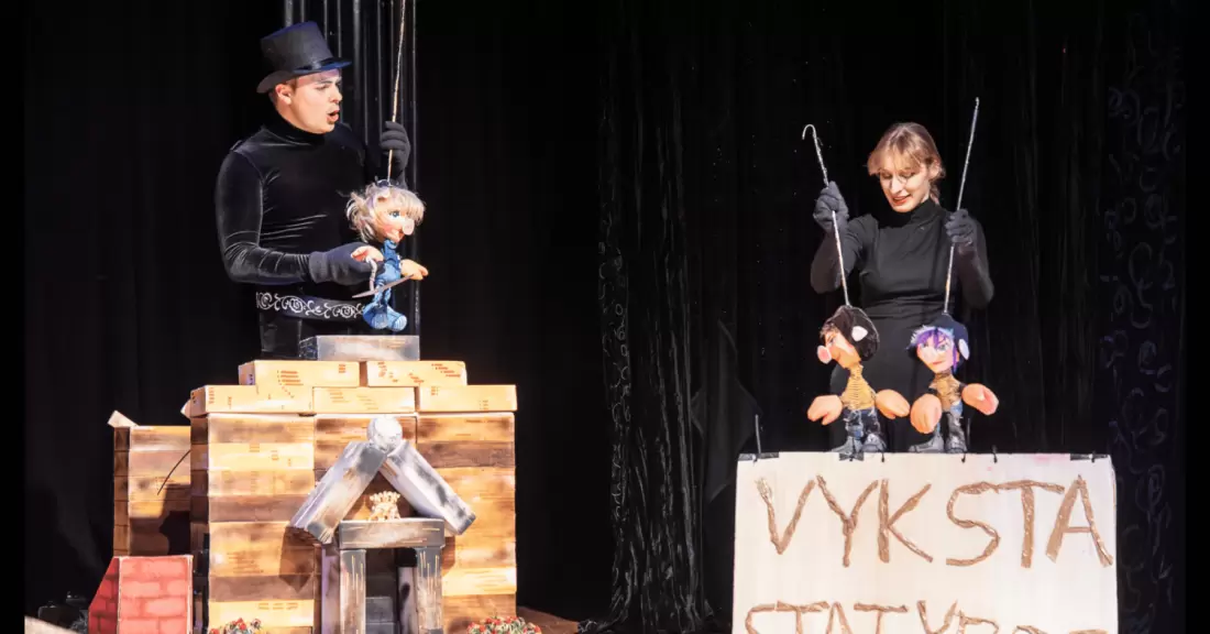 Pirkti bilietus Trys paršeliai Vilnius, Raganiukės teatras Gruodis 15