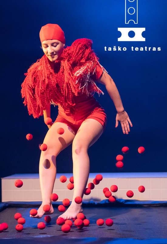 Pirkti bilietus Judesio spektaklis visai šeimai TRIJULĖ AUKŠTYN KOJOM rež. AGNIJA ŠEIKO. Taško teatras Klaipėda, Klaipėdos Kultūros fabrikas Vasaris 23