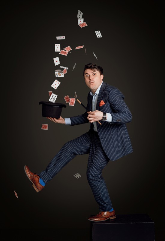 Buy tickets Humoro ir magijos šou vaikams Raganiukės teatre Vilnius, Raganiukės teatras October 19