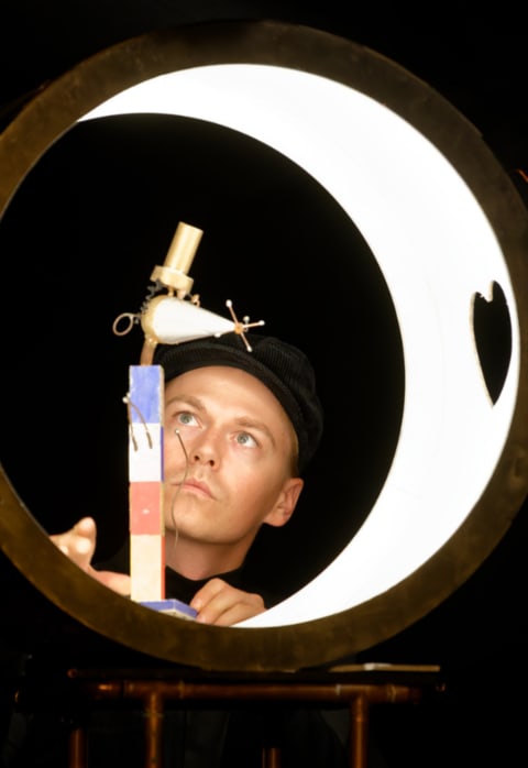 Pirkti bilietus NUOMOJAMAS BUTAS || Lėlių spektaklis pagal L. Goldberg eiliuotą pasaką Vilnius, Vilniaus teatras „Lėlė“ Rugsėjis 07