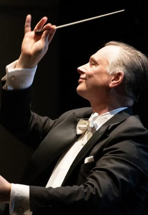 Pirkti bilietus Menų pašaukti. Con fuoco Vilnius, Lietuvos nacionalinė filharmonija Balandis 19